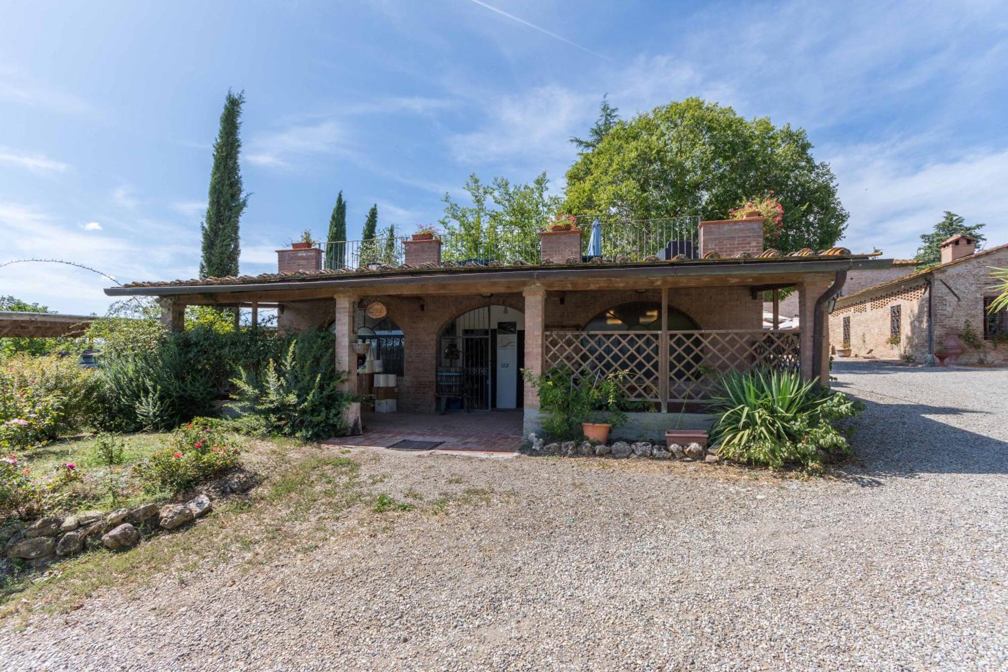 Il Canto Del Sole Monteroni d'Arbia Bagian luar foto