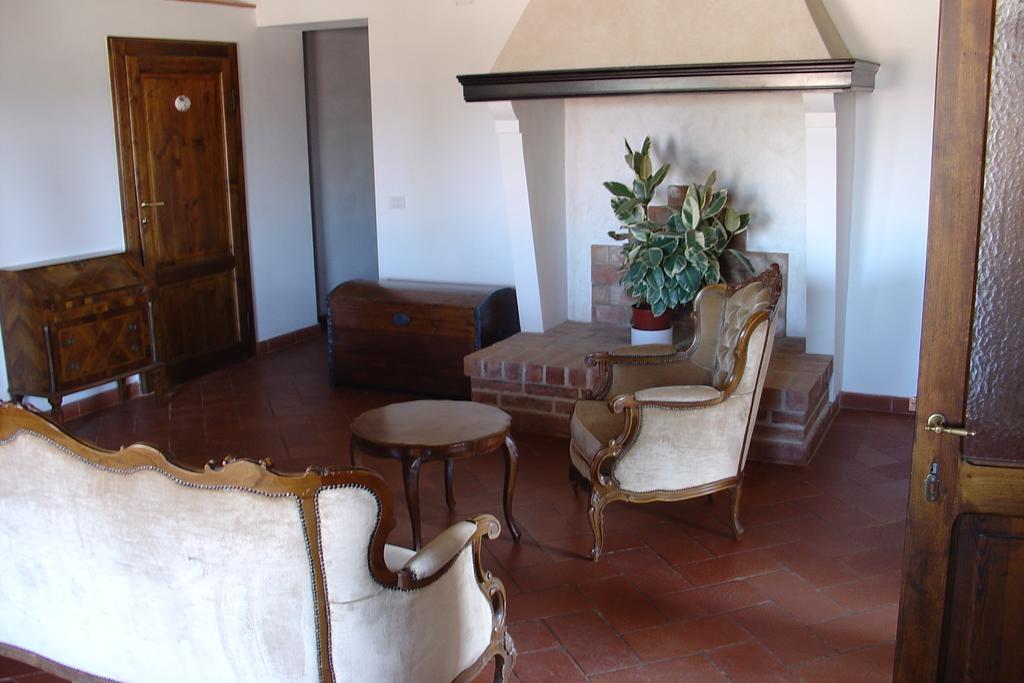 Il Canto Del Sole Monteroni d'Arbia Bagian luar foto