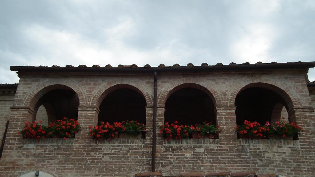Il Canto Del Sole Monteroni d'Arbia Bagian luar foto